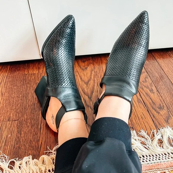 Donald Pliner Slingback Heeled Mules, Size 9, Black - Picture 3 of 9